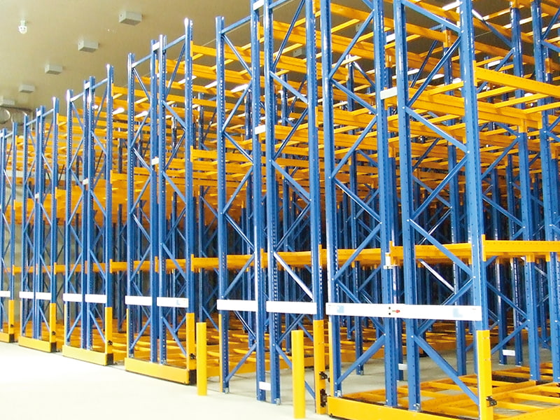 Stojan na palety uličky